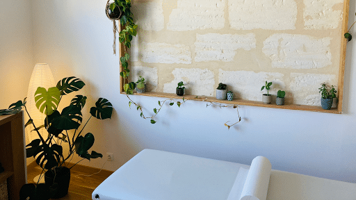 Soulagement holistique pour votre mal de dos et bien-être total à Bordeaux