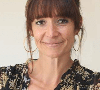 Harmonisez votre esprit avec l'hypnothérapie et la PNL pour un épanouissement personnel.