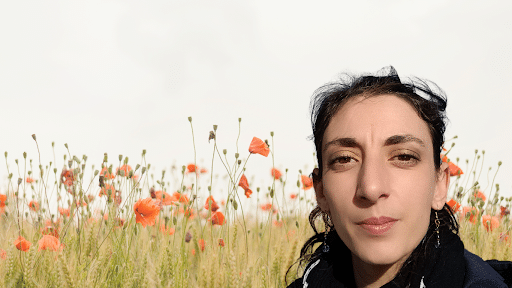 Libérez votre esprit avec l'hypnothérapie à domicile ou en téléconsultation. Bien-être assuré