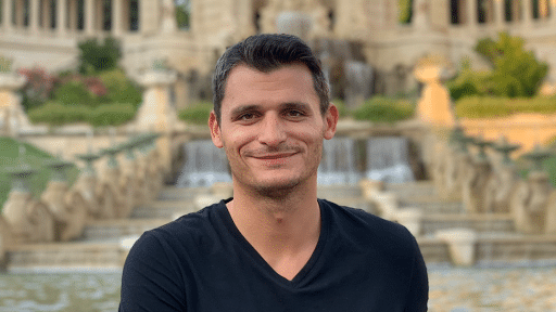 Relaxez votre corps trouvez l'équilibre avec notre expert en ostéopathie holistique