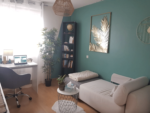 Éveillez votre bien-être intérieur ✨ Coaching personnalisé pour femmes en sophrologie et harmonie.